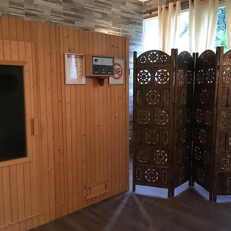 Provenzale * ديسينسانو ديل غاردا